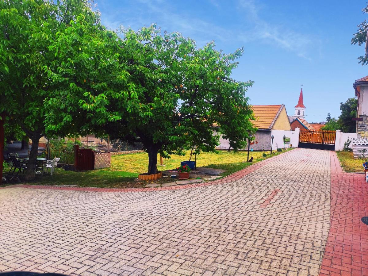Szandra Vendeghaz Osku Exteriér fotografie
